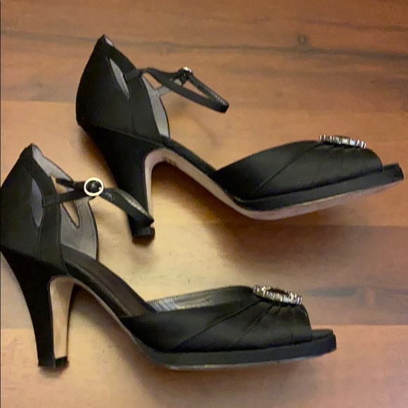 Black Peep Toe Heels with Strap - Picture 3 of 16